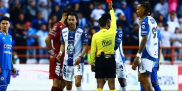 Comisión de Árbitros admite error en penalti a favor de Cruz Azul contra Pachuca