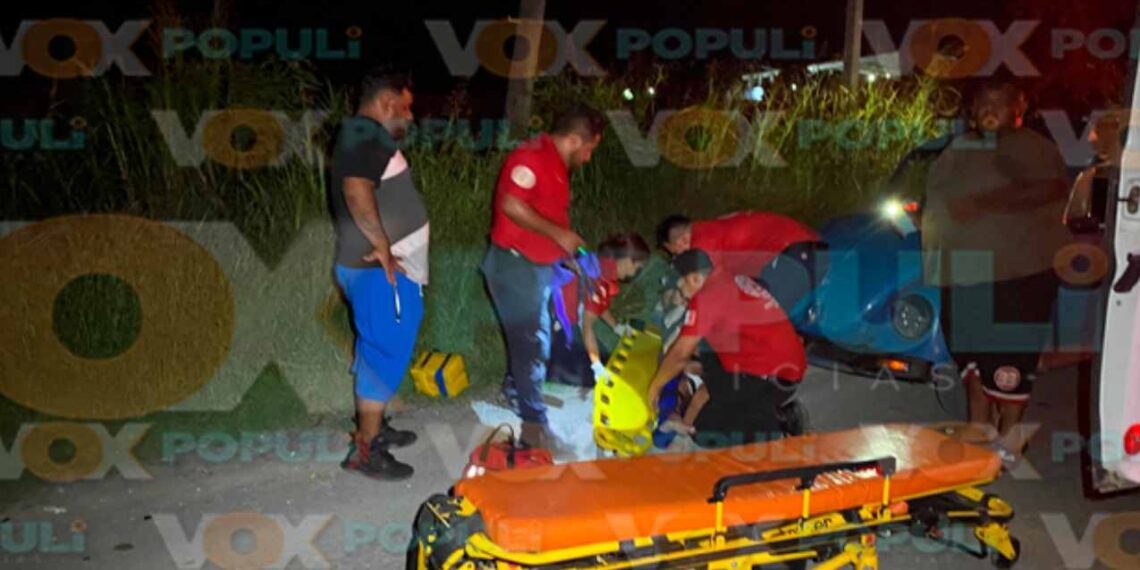 Conductor impacta a dama en Victoria