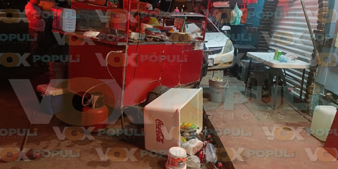 Ebrio conductor arrolla a menor tras estrellarse contra puesto de tacos en Altamira, Tamaulipas