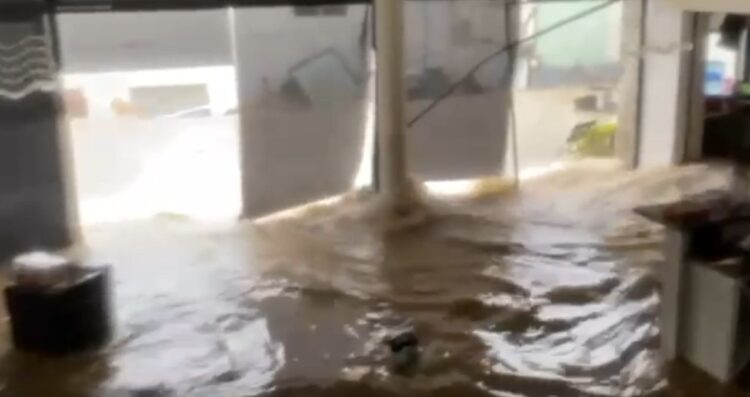 Fuertes lluvias en Monterrey