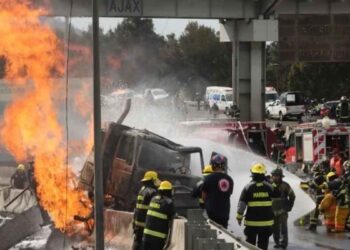 Hay 17 muertos tras explosión de pipa en Iztapalapa: Secretaría de Salud CDMX