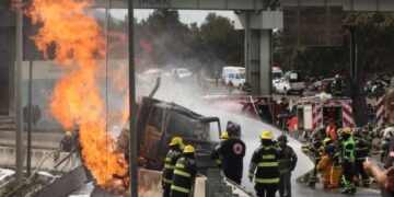 Hay 17 muertos tras explosión de pipa en Iztapalapa: Secretaría de Salud CDMX