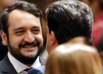 Hijos de AMLO promueven amparo ante posible orden de aprehensión