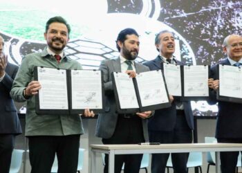 IMSS y sindicato pactan incremento salarial y mejoras laborales históricas