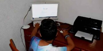 Iglesia padres hijos internet