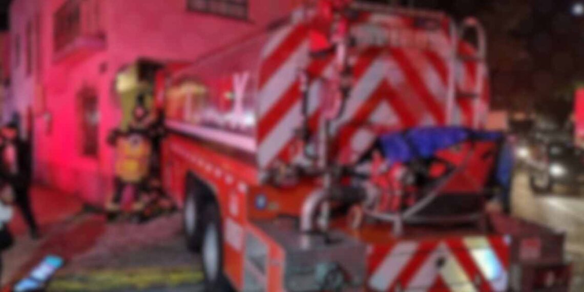 Incendio vehículos Nuevo Laredo