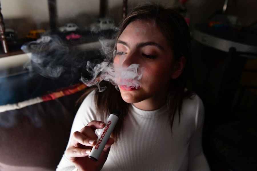 Iniciativa busca hasta ocho años de prisión por fabricar o vender vapeadores en México