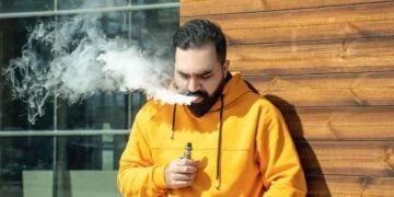 Iniciativa busca hasta ocho años de prisión por fabricar o vender vapeadores en México