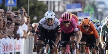 Isaac del Toro suma otra victoria en Italia al ganar el Trofeo Matteotti