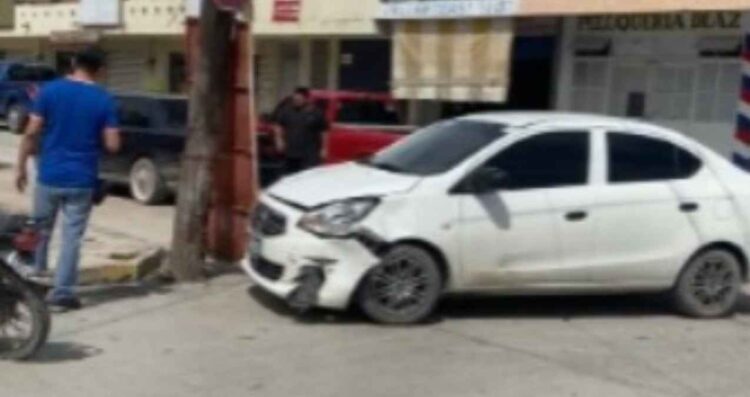 Joven ignora señal de alto y provoca choque en El Mante, Tamaulipas