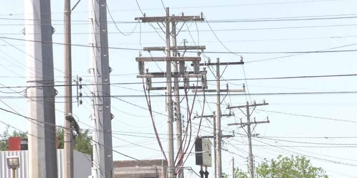 Lluvias provocan cortos en el alumbrado público de Matamoros, informan autoridades