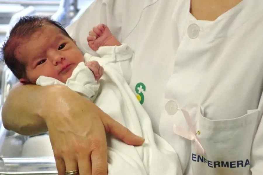 Menos bebés en México la natalidad cae al nivel más bajo