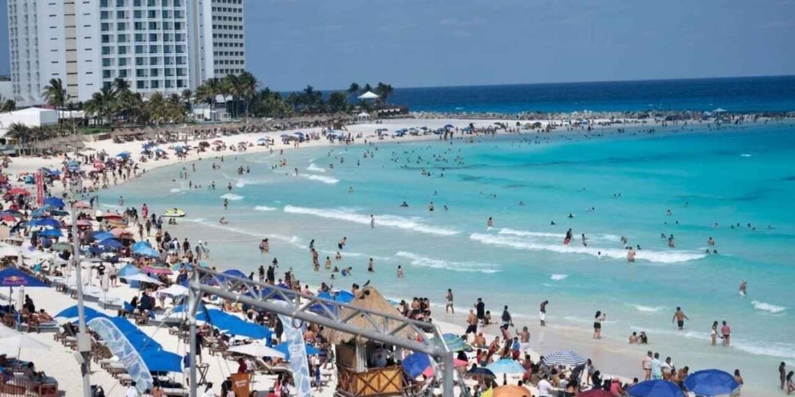 México lidera el turismo mundial 8.4 millones de visitantes internacionales en 2025
