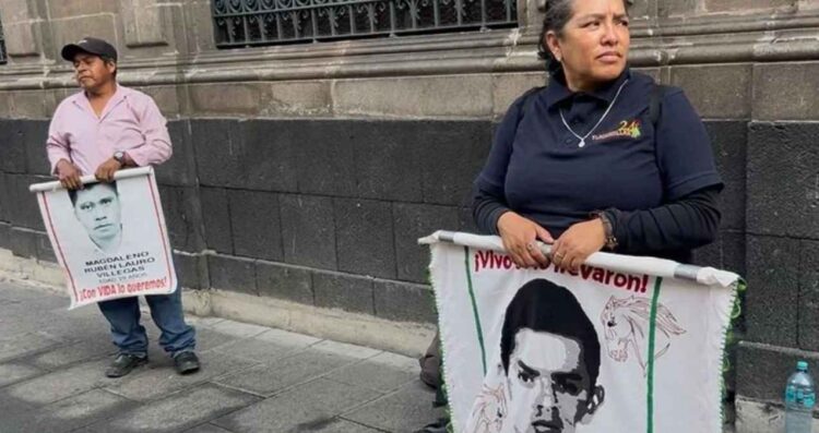 México pide a Estados Unidos extraditar a dos personas vinculadas en caso Ayotzinapa