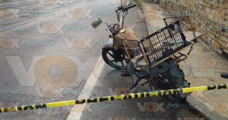 Motociclista derrapa por lluvia en Altamira, Tamaulipas