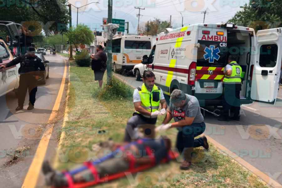 Motociclista hospitalizado en Victoria (2)