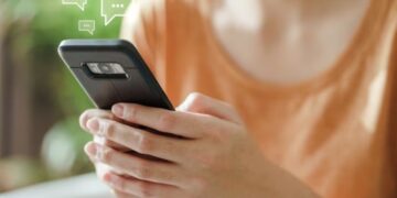 Why Businesses Should Use Virtual Numbers to Receive SMS Safely