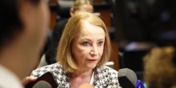 Laura Itzel Castillo Paquete Económico