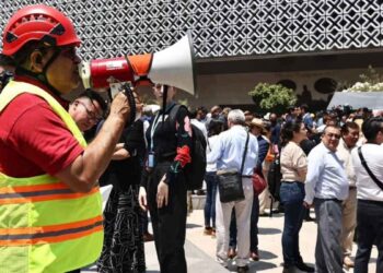 Simulacro nacional en Cámara de Diputados moviliza a 3 mil personas
