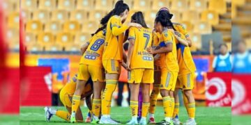 Tigres Femenil líder