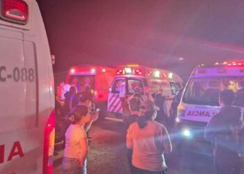 (VIDEO) Explosión por pirotecnia deja 28 lesionados durante fiesta patronal en Teotihuacán, EDOMEX