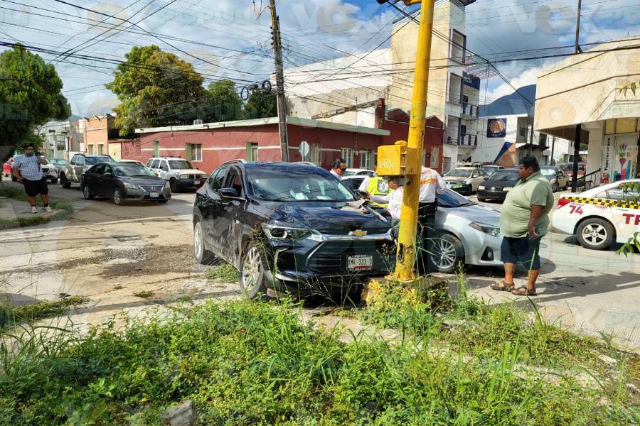 accidente vial en el centro de victoria