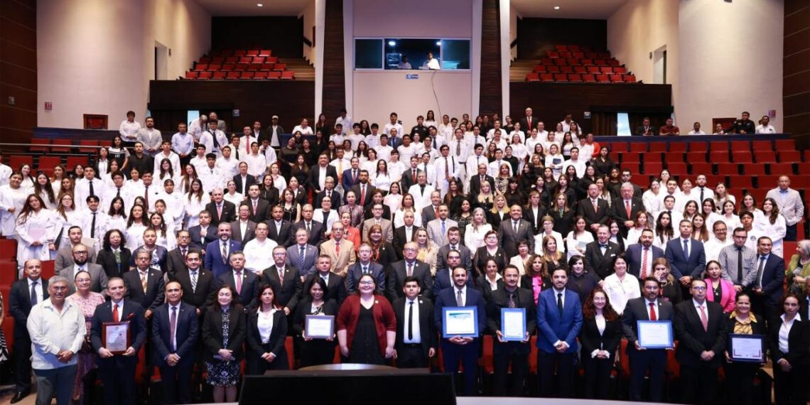 acreditación de la educación superior UAT