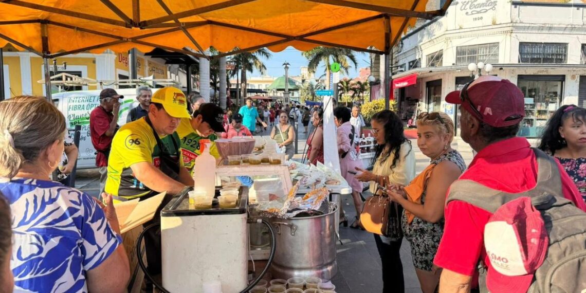 aniversario de torta de la barda en Tampico