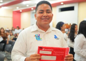 beneficiarios de beca universitaria en nuevo laredo