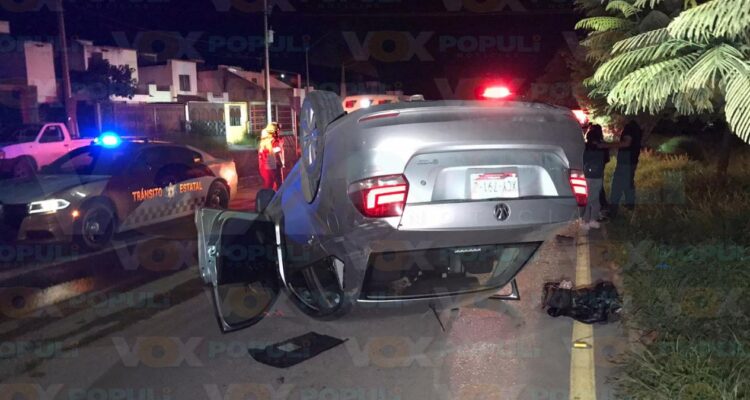 choque con volcadura en victoria