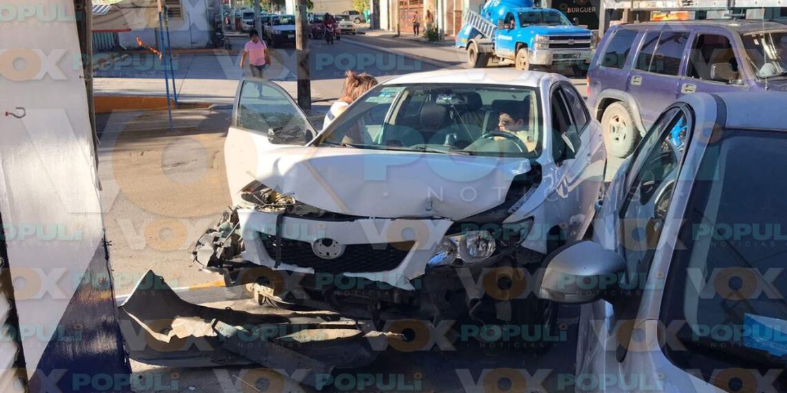 choque contra farmacia en Ciudad Victoria