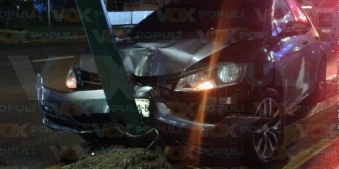 choque en poste de Altamira