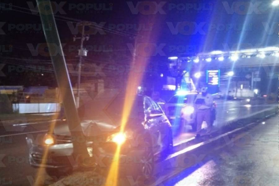 choque contra poste en Altamira