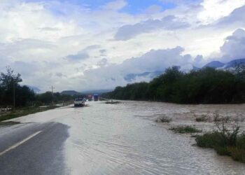 desborda arroyo Tamaulipas (1)