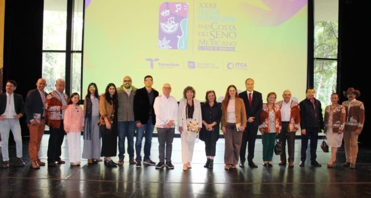 festival en la costa del seno mexicano