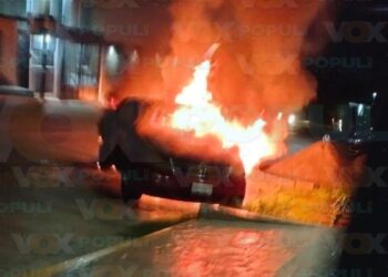 incendio de vehículo en ciudad victoria