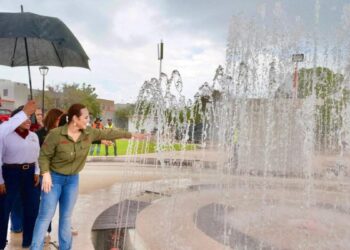 plaza de la mujer en nuevo laredo