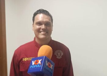 renuncia de Humberto Prieto a Congreso