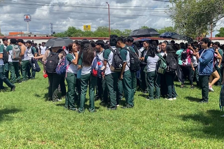 simulacro en cebtis 135 en matamoros