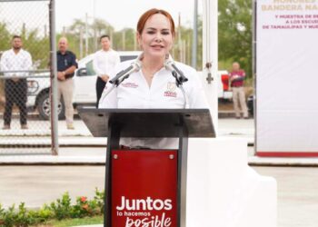 uniformes escolares en Nuevo Laredo