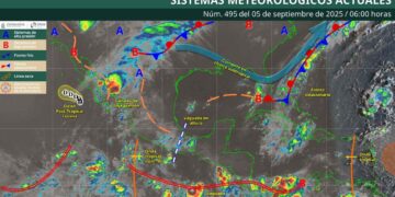 ¿Cómo y en dónde afectará la onda tropical No. 30?