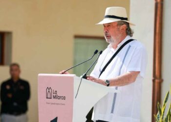 ¿Cuál fue la causa del fallecimiento de Mauricio Fernández, alcalde de San Pedro, Nuevo León?