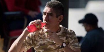 ¿Gastan más en bebidas y tabaco que en verduras los hogares en México