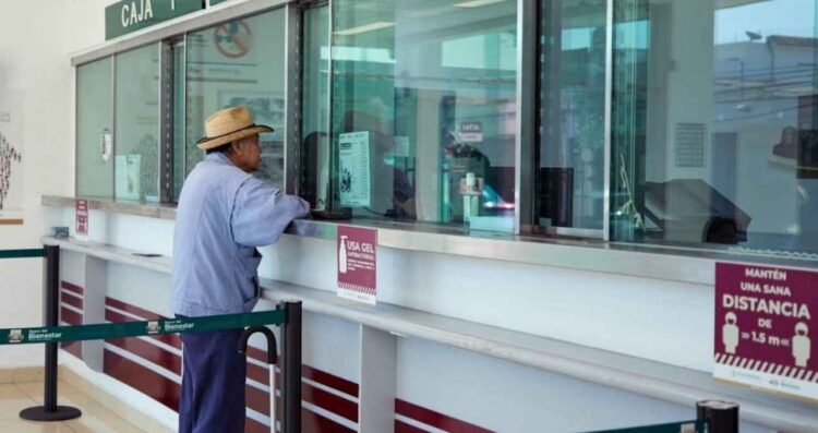 ¿Los bancos estarán abiertos el 15 y 16 de septiembre de 2025?