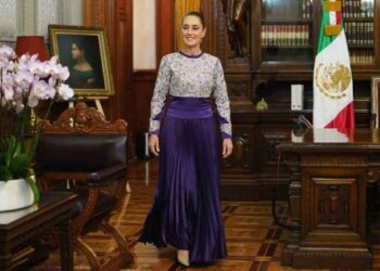 ¿Qué significado tiene el vestido morado de Claudia Sheinbaum en su primer Grito?