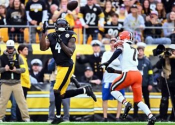 Aaron Rodgers Steelers victoria