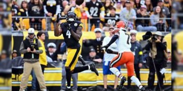 Aaron Rodgers Steelers victoria