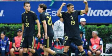 México Ecuador Akron