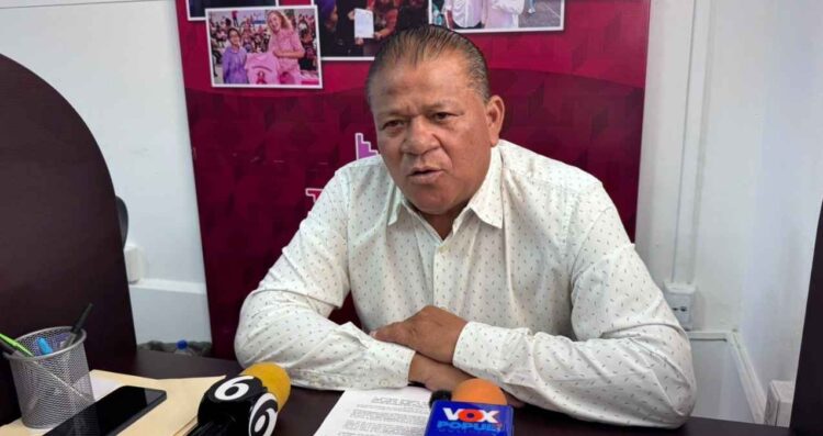 Anuncian en Tampico, Tamaulipas, incremento salarial y entrega de despensas a obreros