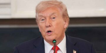 Asegura Trump, que Israel y Hamas firmaron la primera fase del acuerdo de paz